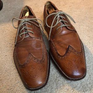Men’s Cole Haan lace up dress/casual shoes